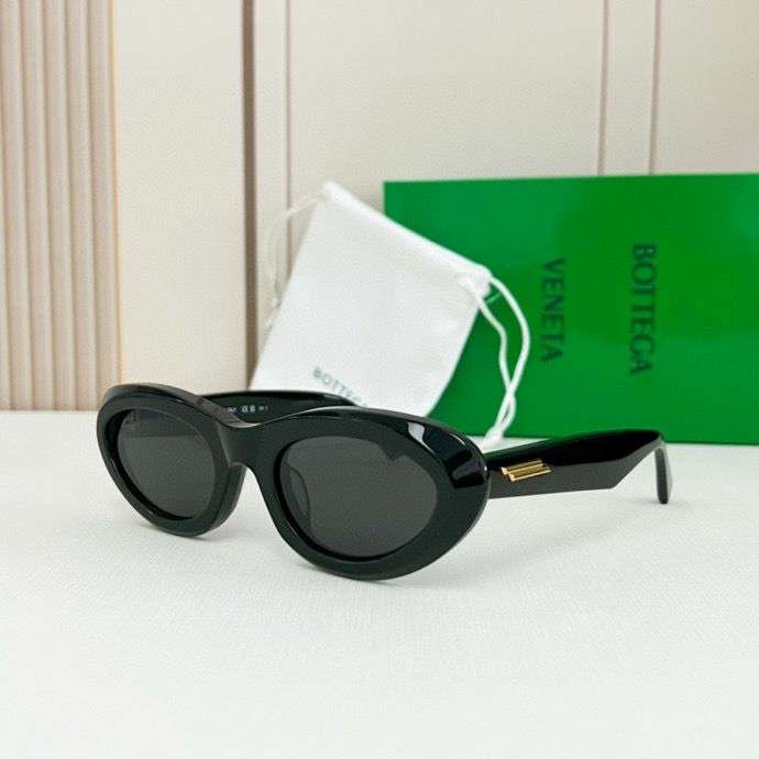 Picture of Bottega Veneta Sunglasses _SKUfw48866799fw